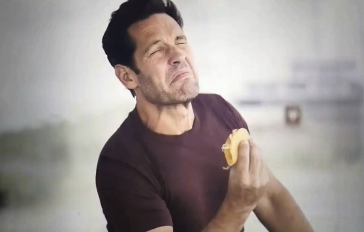 原创复联4星爵是傻子?当看到蚁人,星云:罗德小心点,降落区有个白痴!