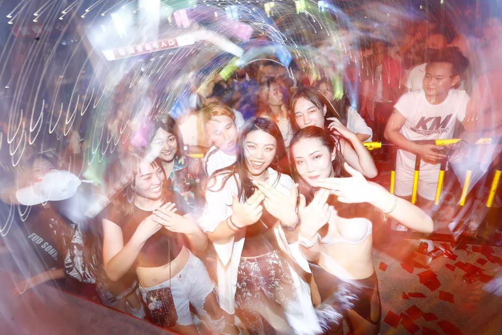 泰国泼水电音节来海口啦! 20000 门票免费送, 10000份泰国美食免费吃!