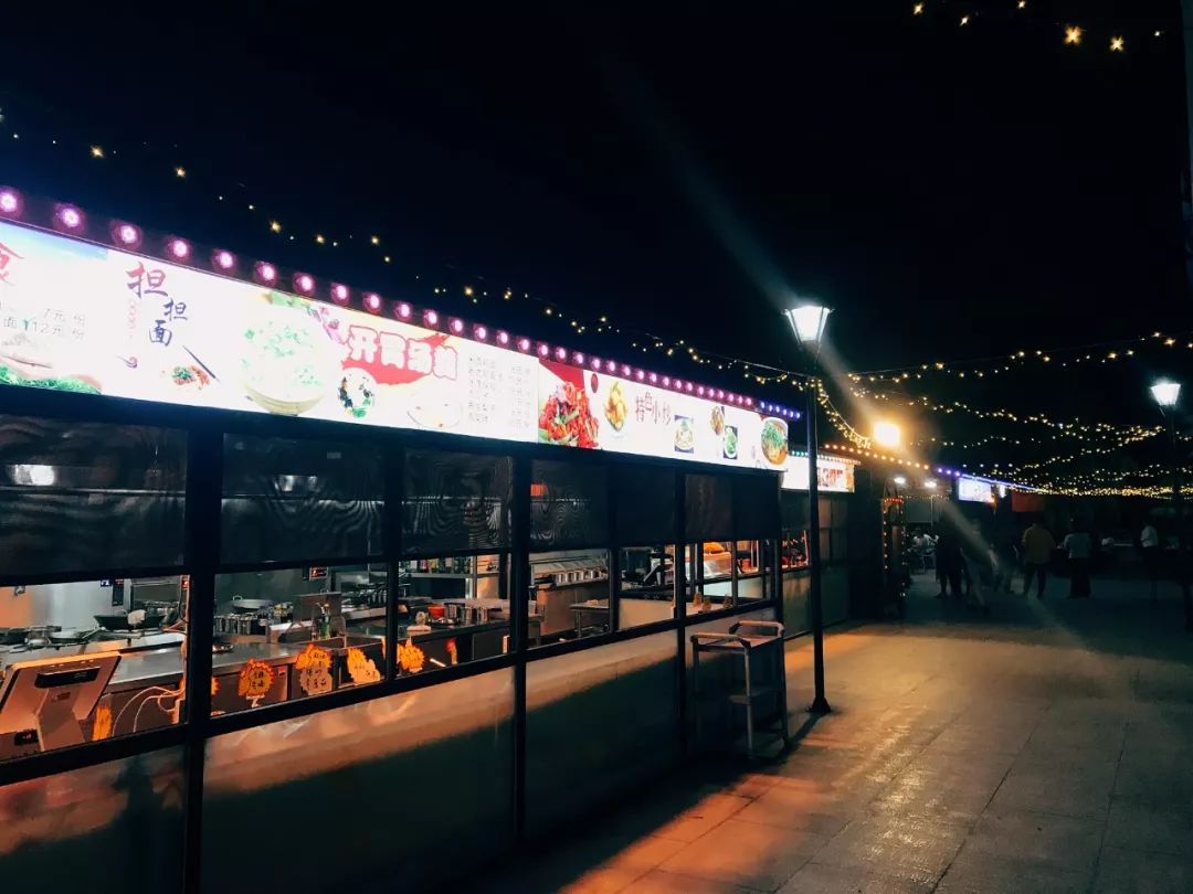 龙门大道竟藏了个露台烧烤广场差点就错过