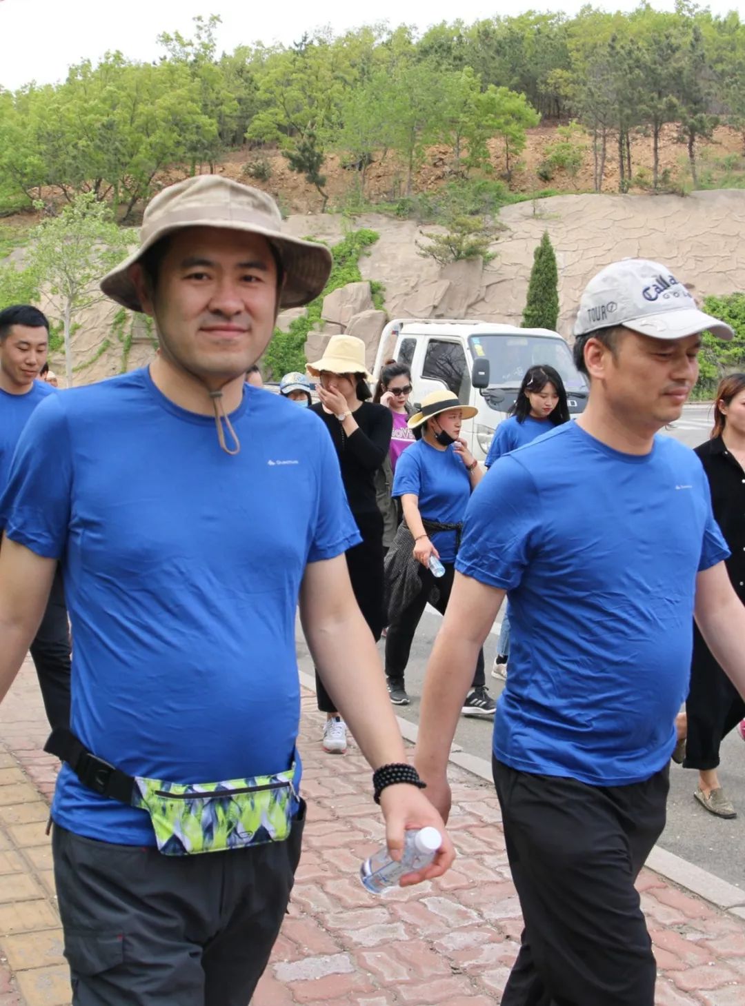 怡园铁军吹响拉练"集结号",7公里急行再鼓士气!