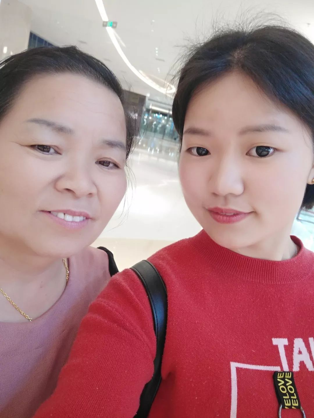 我妈妈:傻可爱!