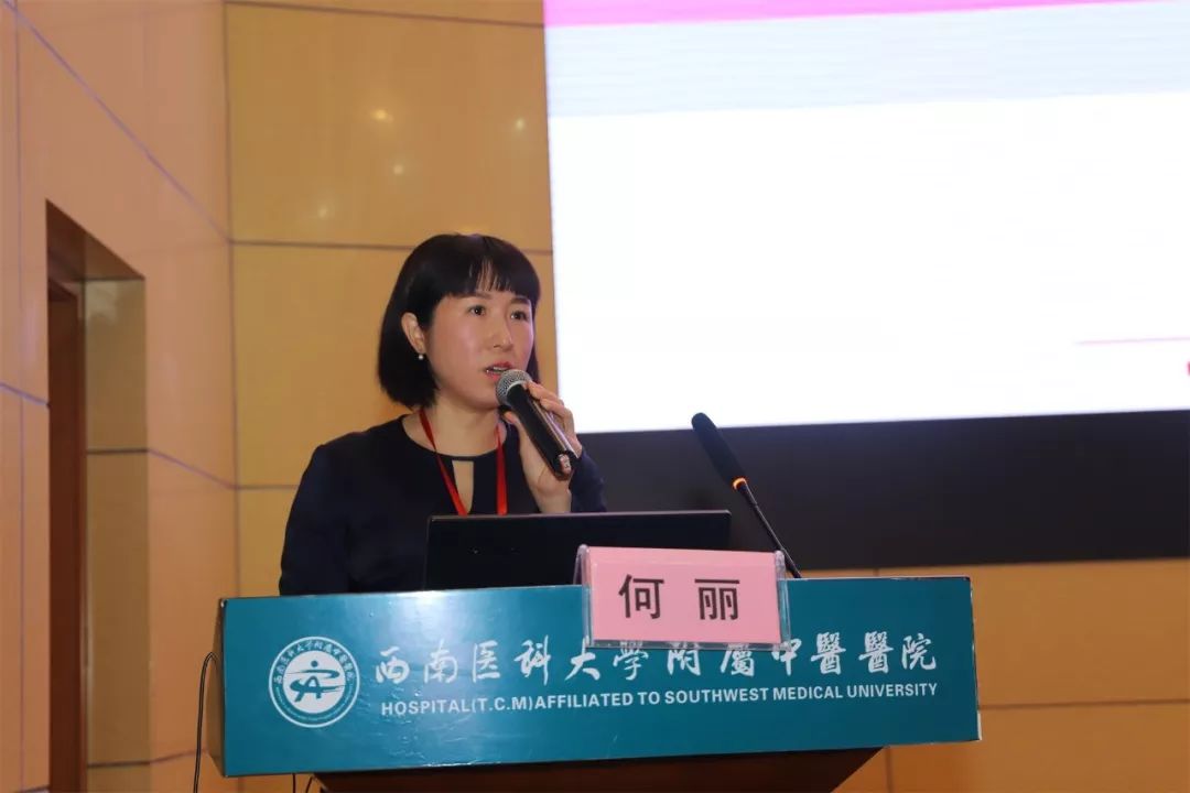 500人齐聚西南医大中医院在干嘛?