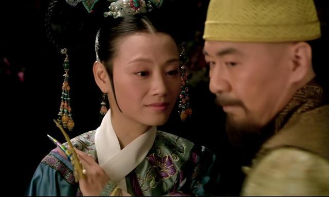 甄嬛传端妃至死不知为何皇上要除掉华妃的孩子要借她之手