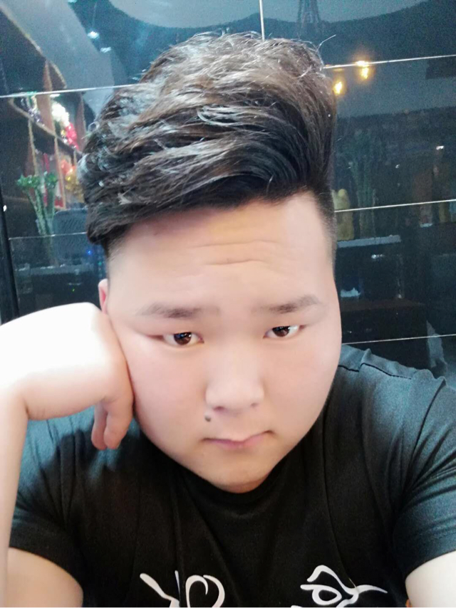 杨枭雄个人资料