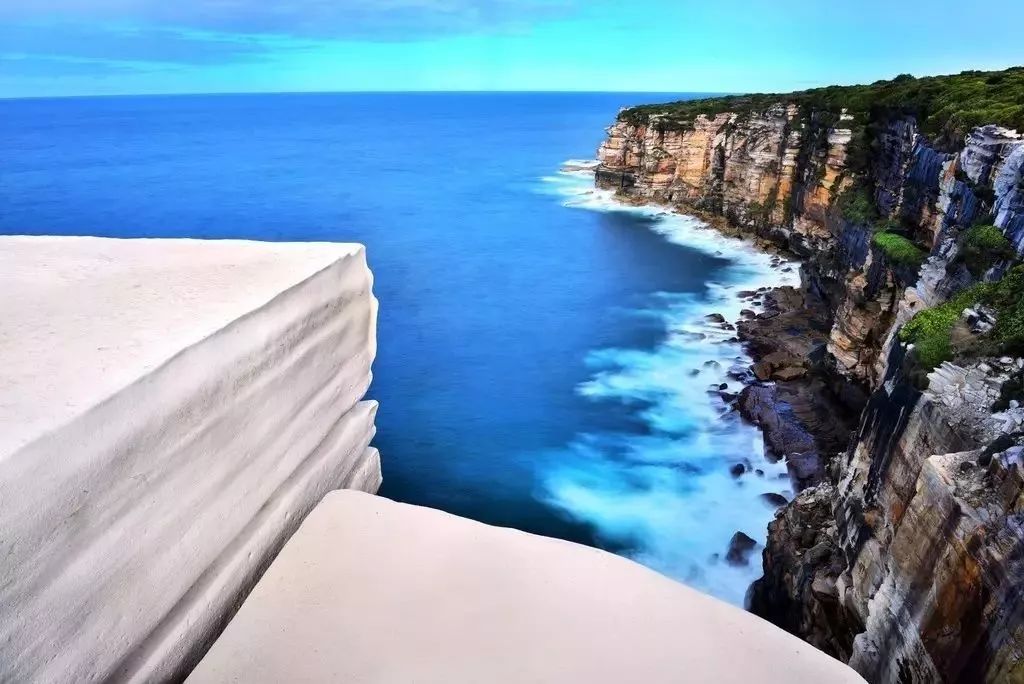 有些风景一旦错过就不再警方介入悉尼著名景点婚礼蛋糕岩禁止自拍迄今