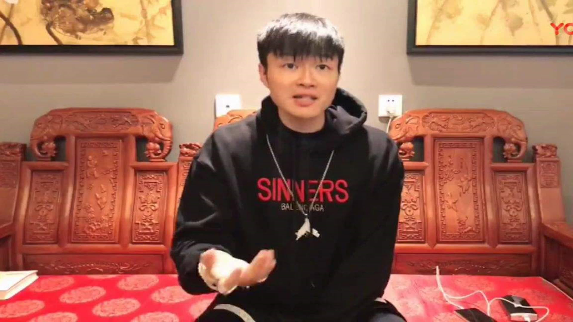 主播lol小智到底多有钱说出来你肯定不信