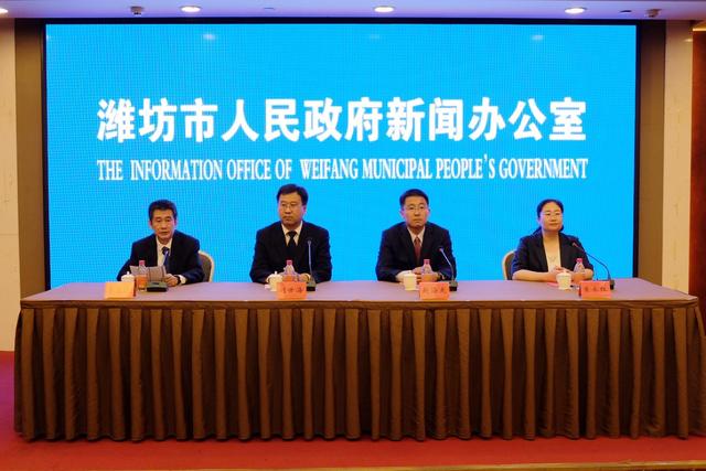 昌邑市委常委,宣传部部长刘世海,昌邑市人民政府副市长赵海龙,昌邑市