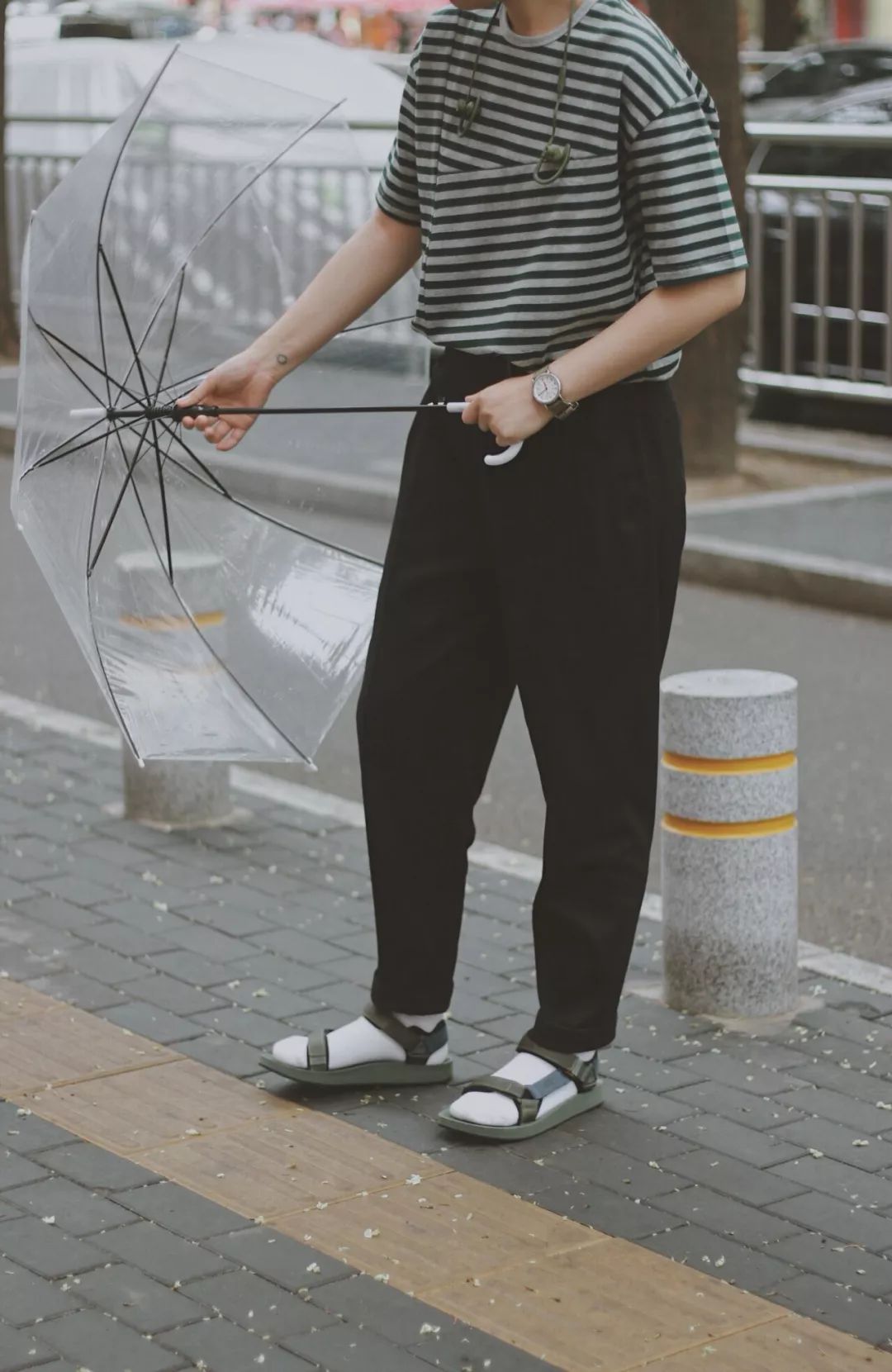 凉鞋配白袜究竟有多不入主流