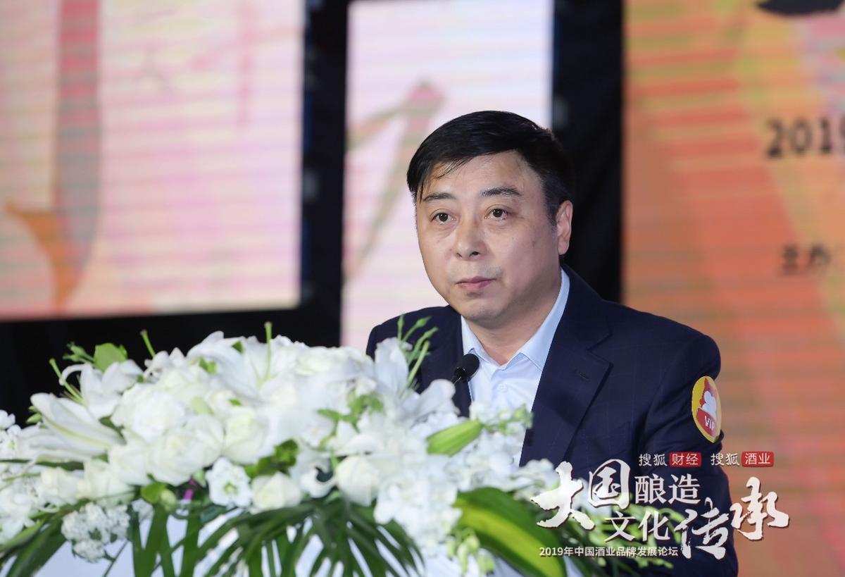 洋河股份产品总监,苏酒集团贸易副总经理张学谦表示,进入新时代的白酒