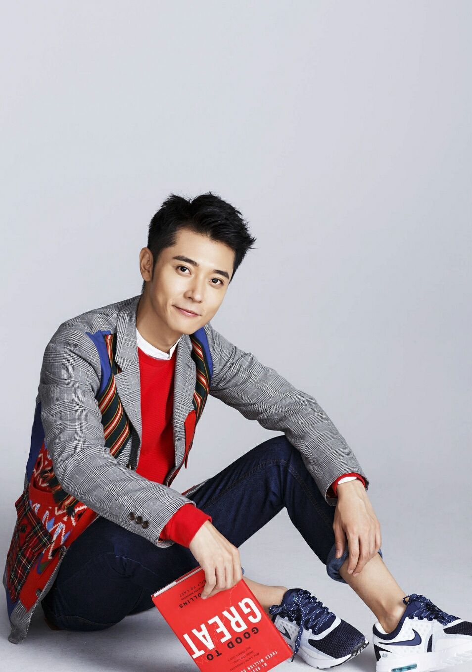 原创张丹峰洪欣合体参加婚礼洪欣现身气色好张丹峰渣男形象难逆转