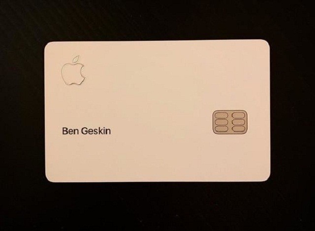 蘋果apple card信用卡曝光:鈦合金材質