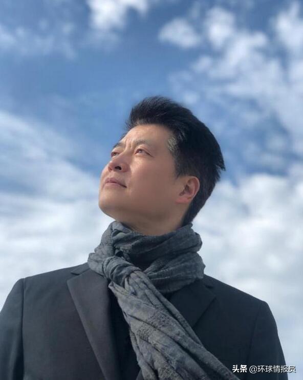 对此,这场晚会的艺术指导,中央芭蕾舞团芭蕾大师,总排练者徐刚有话要