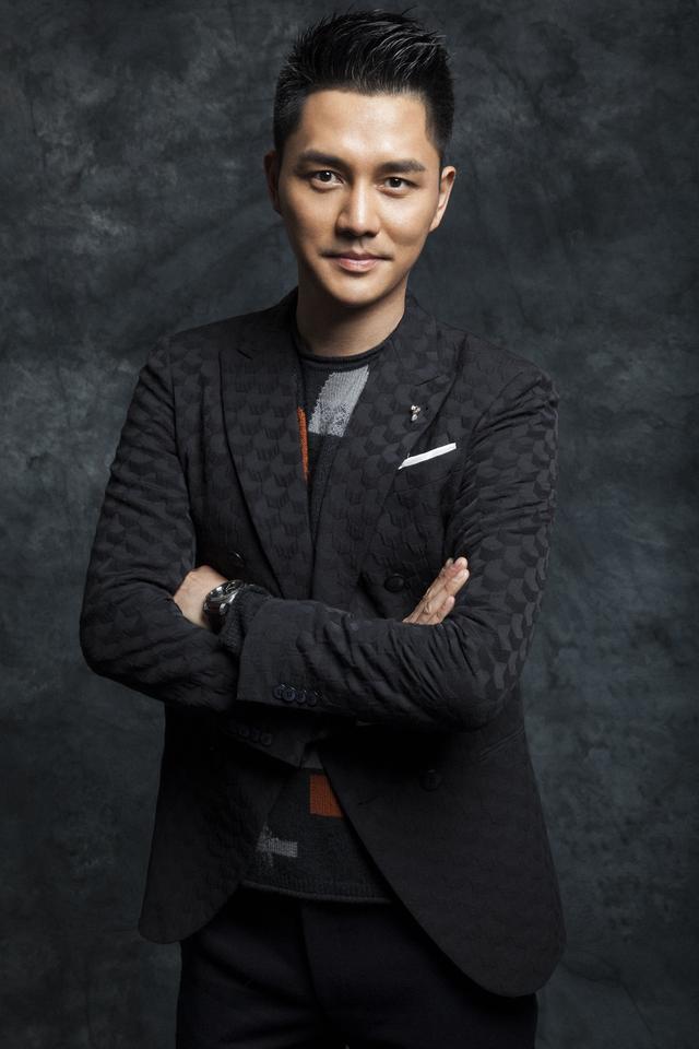 此前备受关注的启航式主持阵容今日正式官宣——由双语主持人顾斌