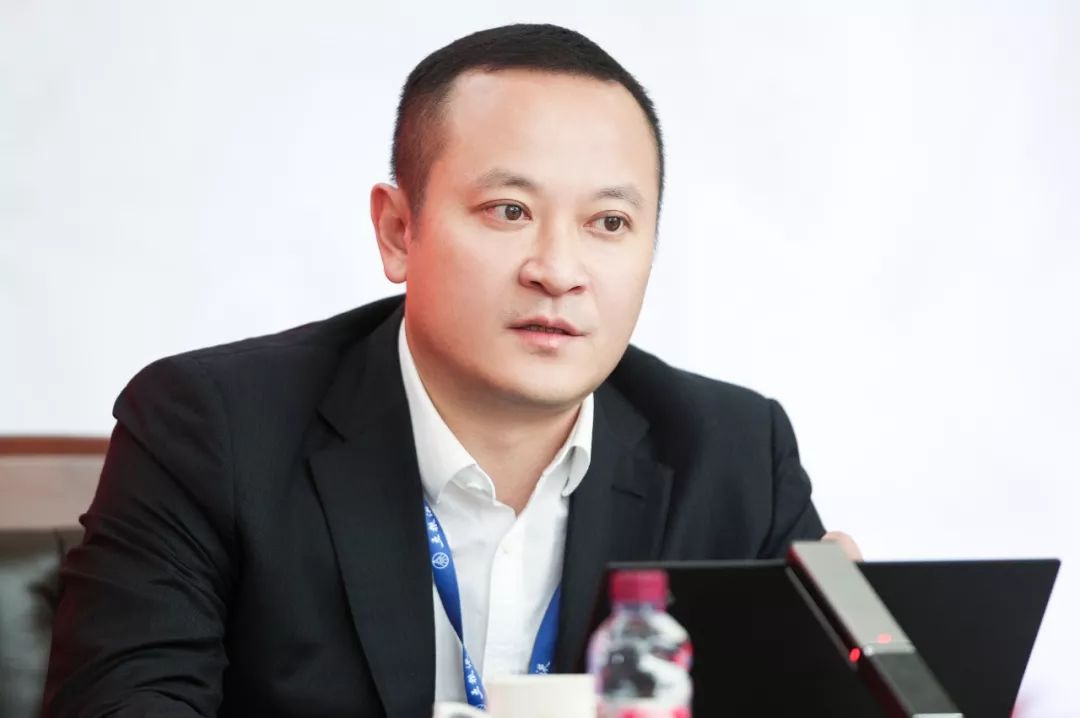 五粮液股东大会释放新版普五6月上市渠道变革加速和品牌清理继续三大