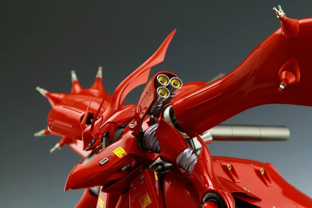 re夜莺伪电镀涂装尽显亮丽与整洁