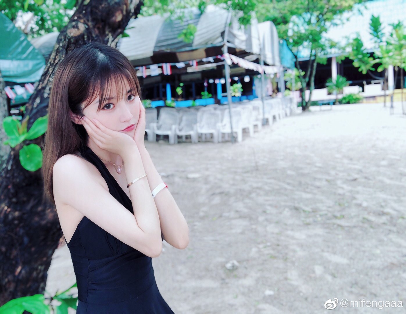 韦神女友蜜蜂:今听闻太子入住东宫,他日方可名声大噪 怀孕了?