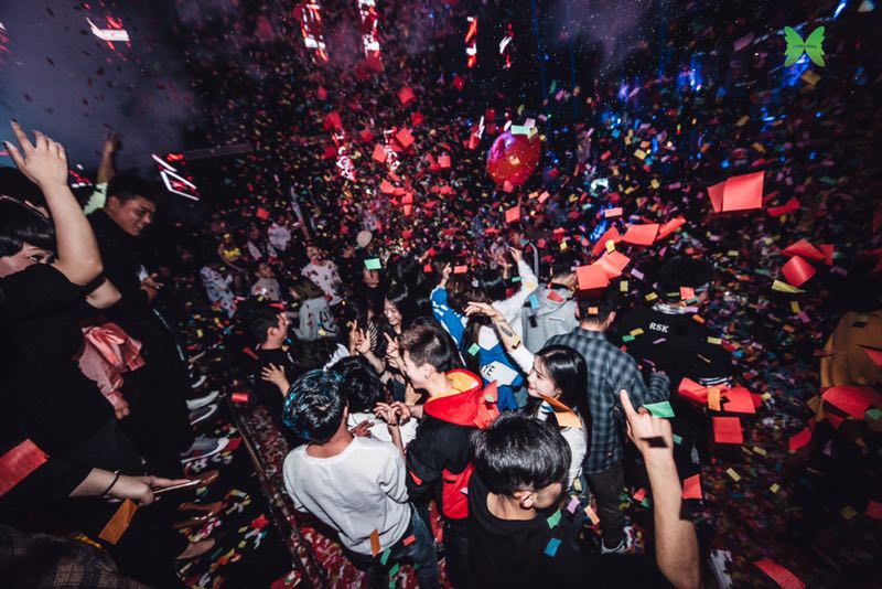 品牌秀绿谷酒吧娱乐是一座城市的面子