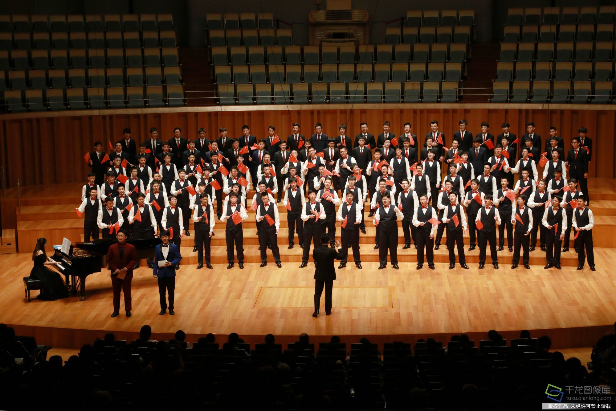 非特长生男声合唱团唱响一六六中学好声音