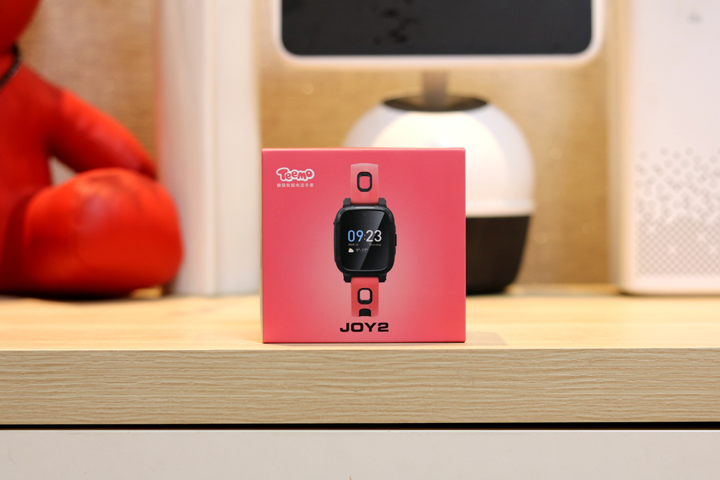 上周,搜狗发布了新款儿童电话手表:糖猫joy2 4g版,除了高清视频通话