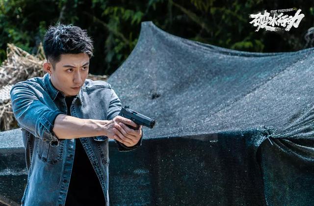 《破冰行动》奔着达康书记去的,却被他圈了粉,出道三年演技吹爆