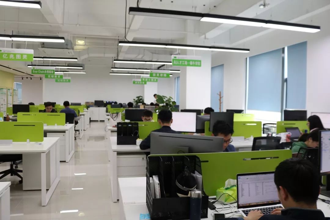 415亿元,lp包括红杉资本,中软国际,南京市产业发展基金等,已完成工商