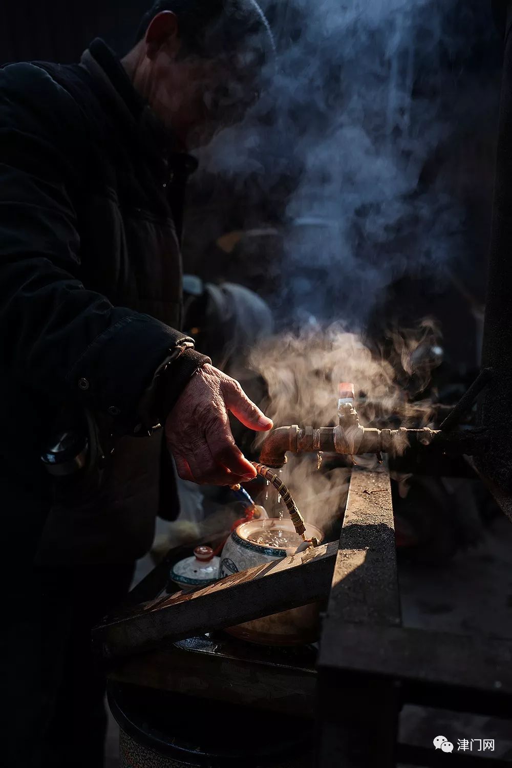 【人文纪实】文武斌摄影作品赏析 ·《临涣茶馆 之 光影》