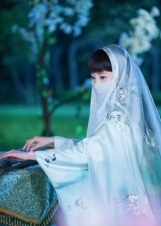 原创盘点内地古装剧里的面纱美女明星美到窒息