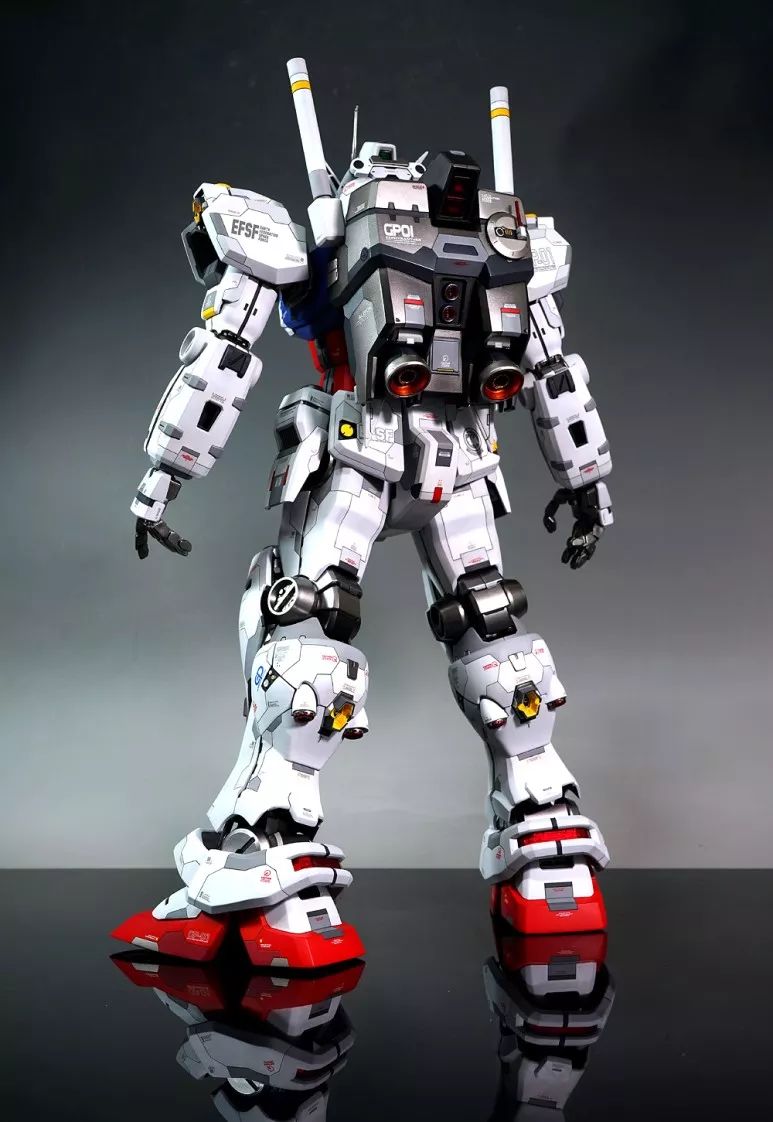 【佳作】pggp01分色参考_机体