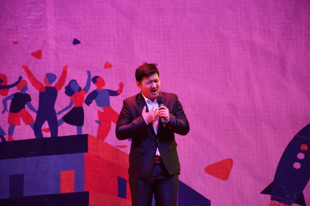 刘霖 来自搜狐网