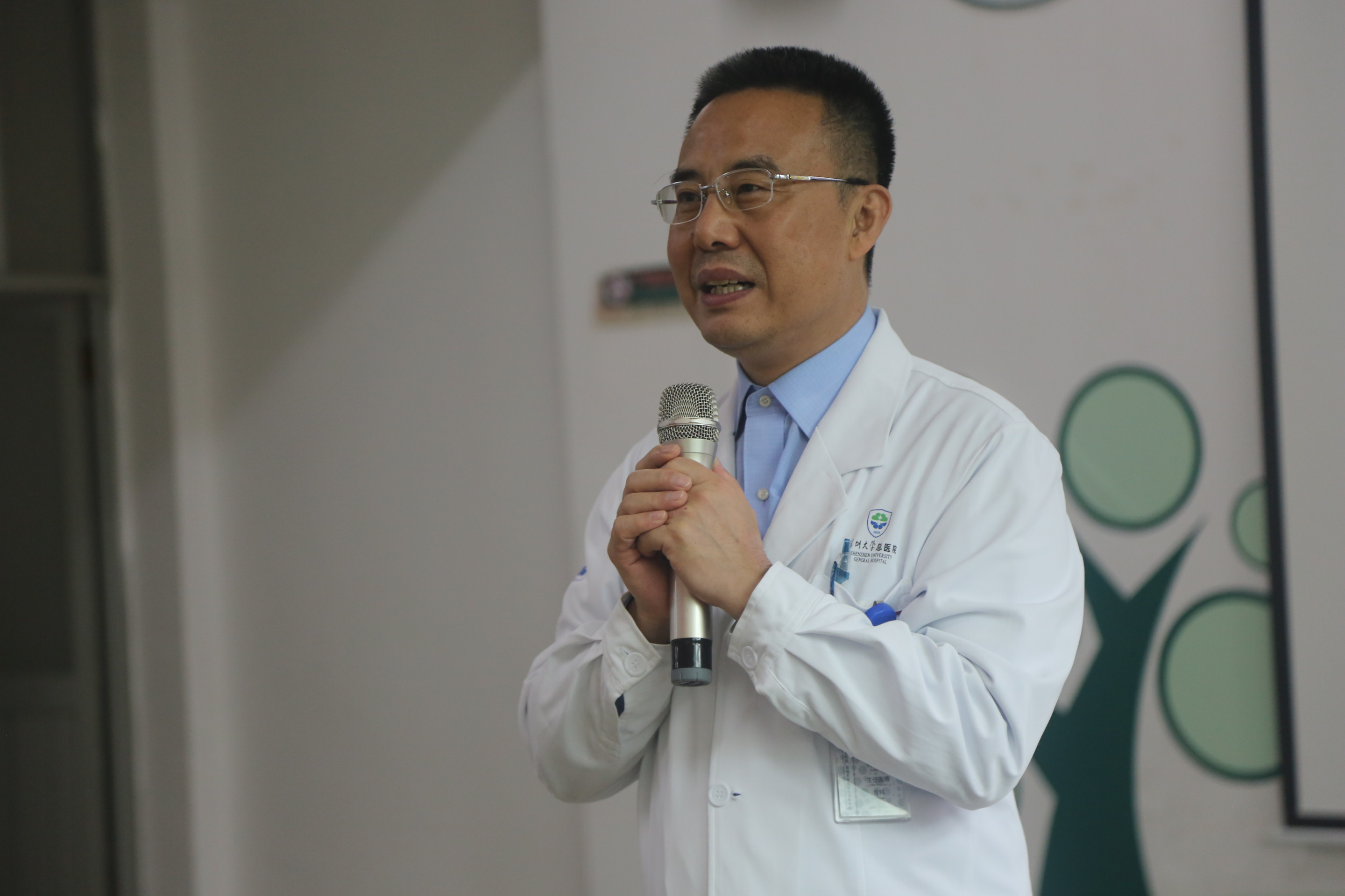 陶惠人教授江西赣州中国梦脊梁工程义诊行