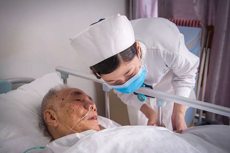 护士节,记录下"白衣天使"的日常工作(多图)