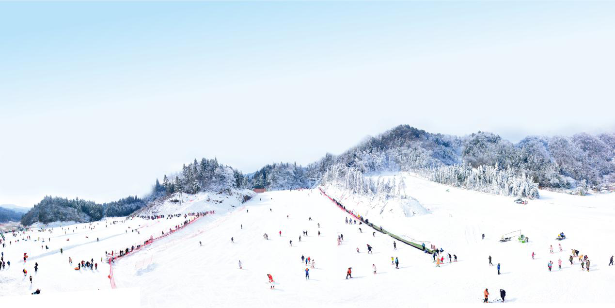 十大最美景区"的景区分别为:lets go游乐世界(石柱冷水国际滑雪场)