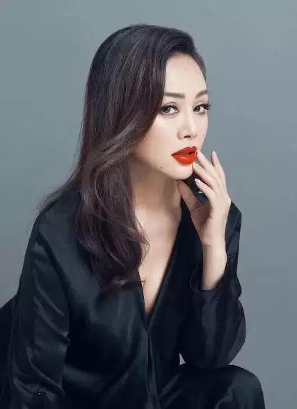 盘点女明星的光头造型,只有强大的颜值才能驾驭的造型_林志玲