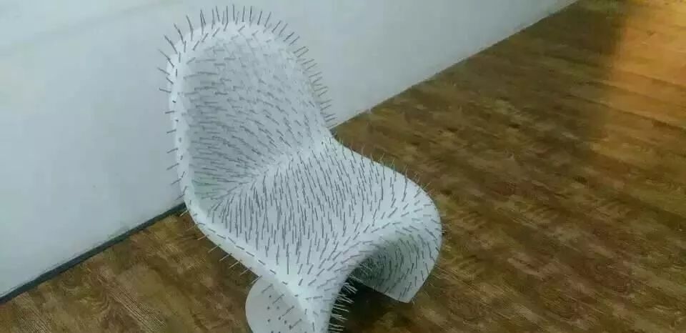 父子犯错集体被罚跪小宝亮了网友几个同姓的还治不了外姓的