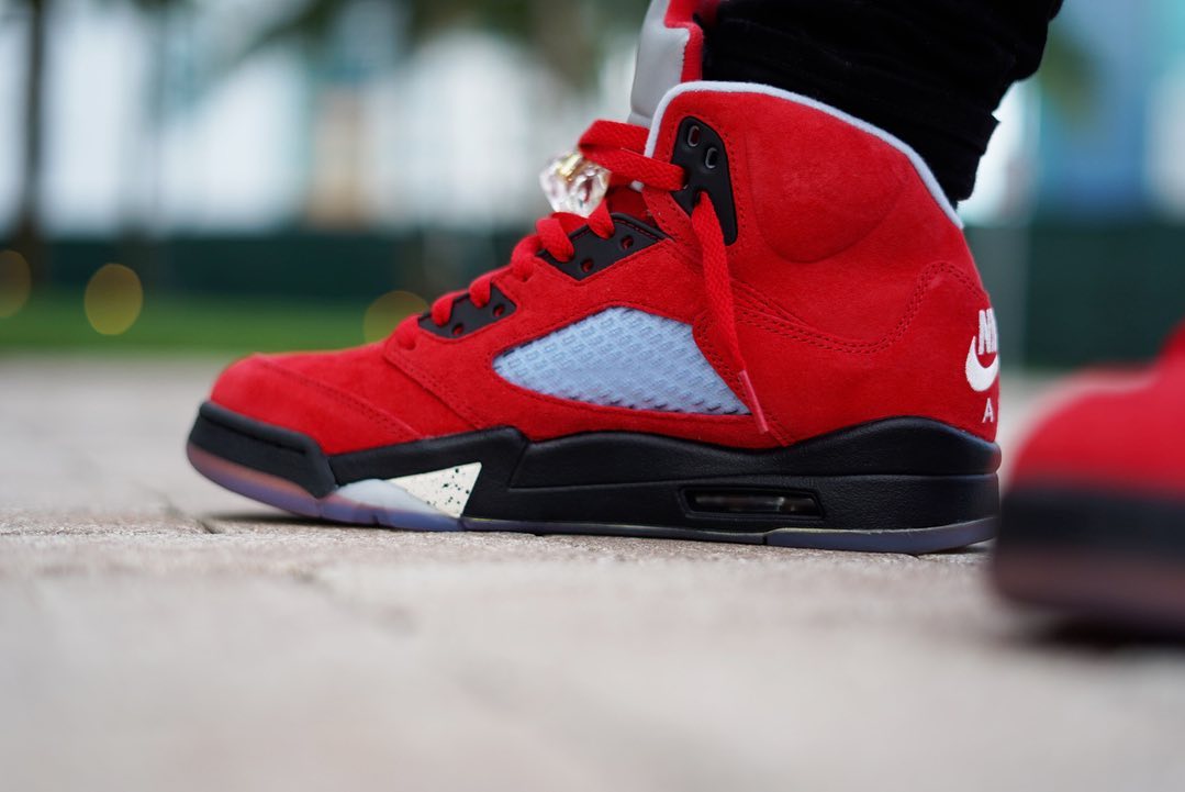 亲友限定全球仅223双!