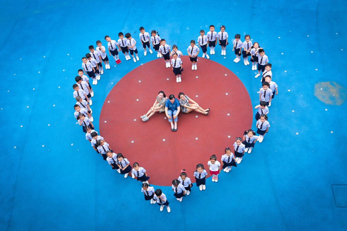 成都幼儿园毕业照这样拍摄告别low造型