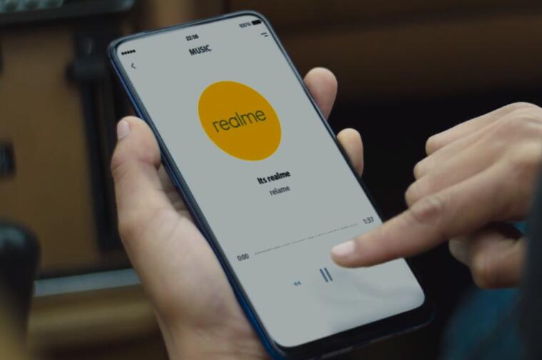 《得年轻人者得天下，realme X满足“最会玩”人群凭的是“敢越级”》