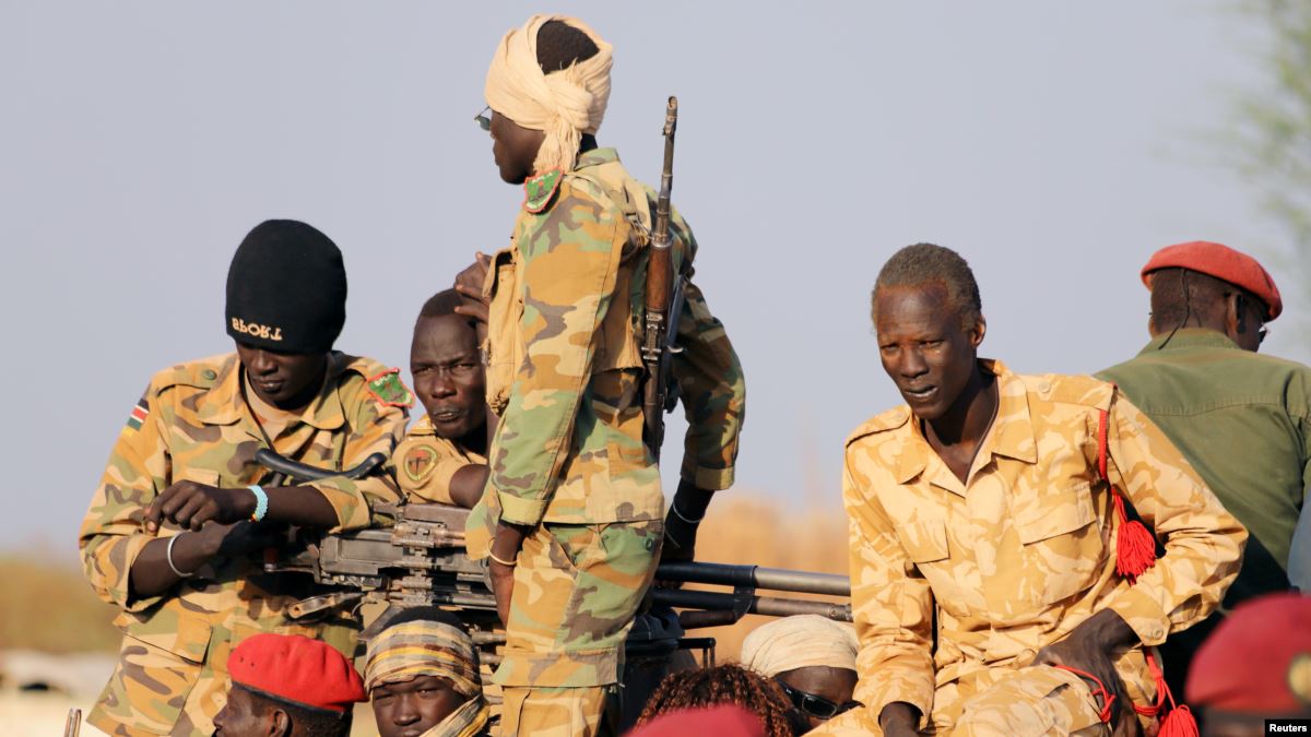 原创非洲小国政局未定,部落又爆发冲突命案,军政府为此疲于奔命