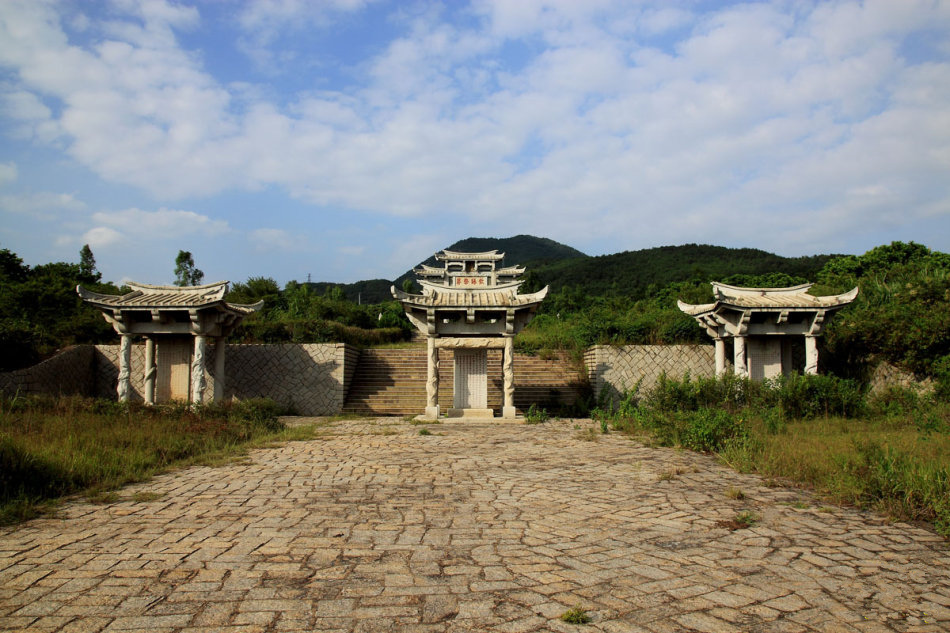 探访惠安名人墓地-施琅墓