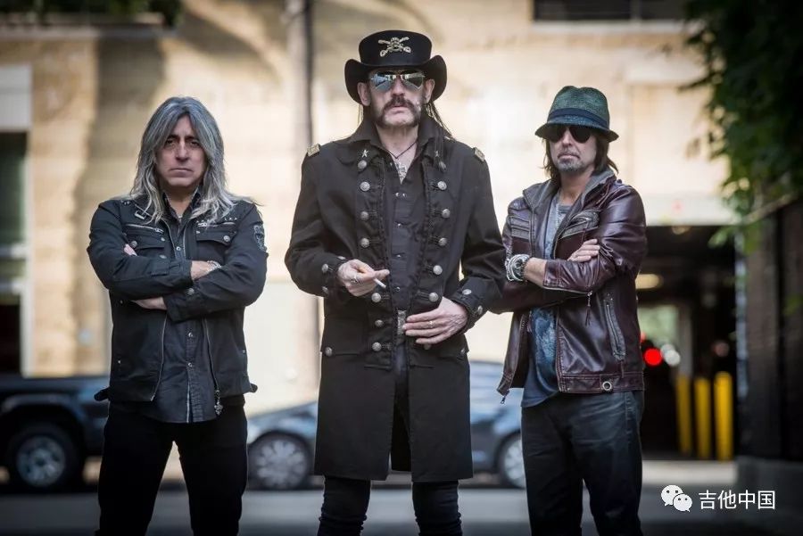 lemmy:"别人调的贝斯音色是这样,而我却是这样"