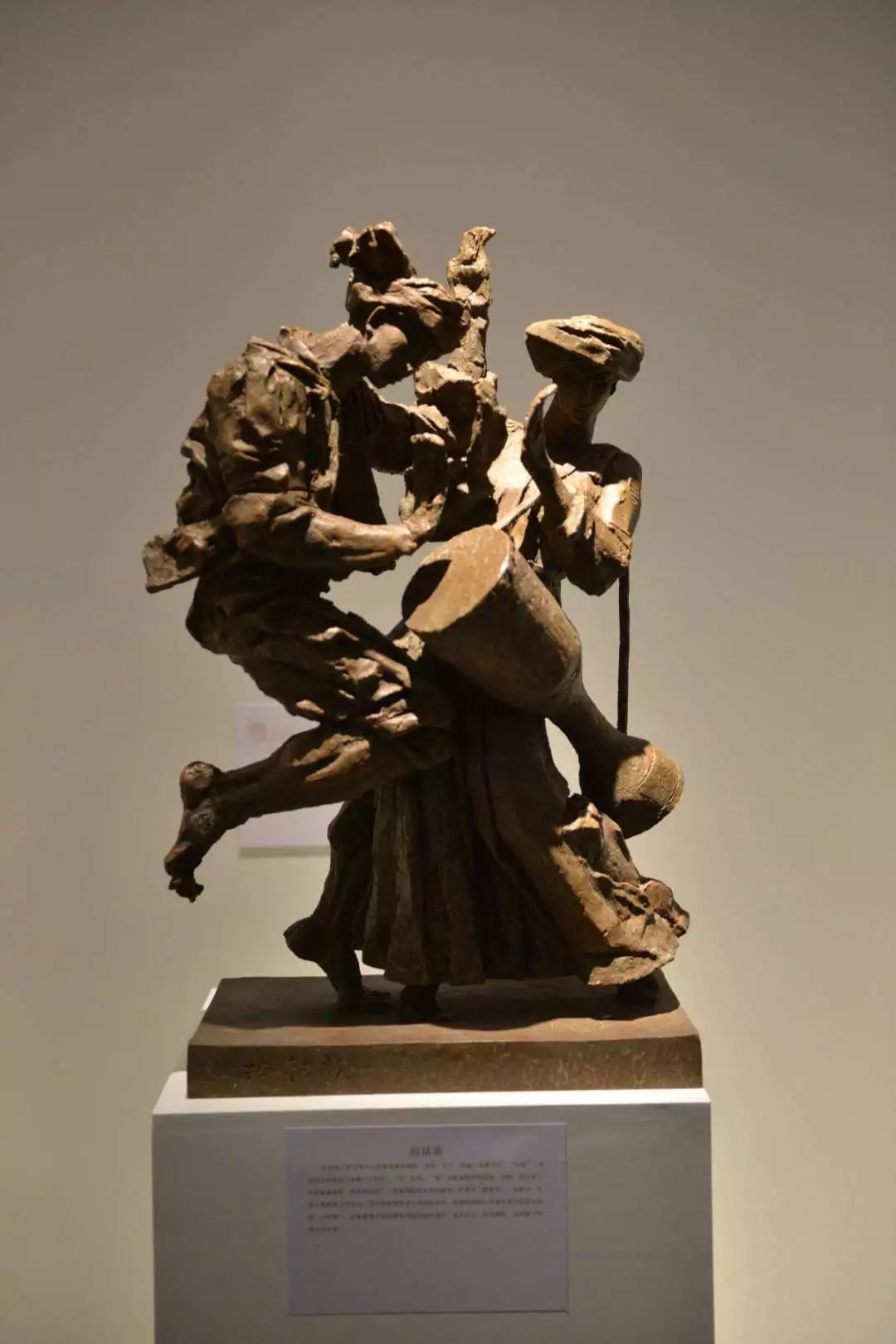 中华家园曾成钢雕塑作品展在福州开幕