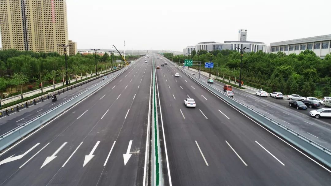 重磅洛阳王城大道快速路洛南段南北向主线试通车