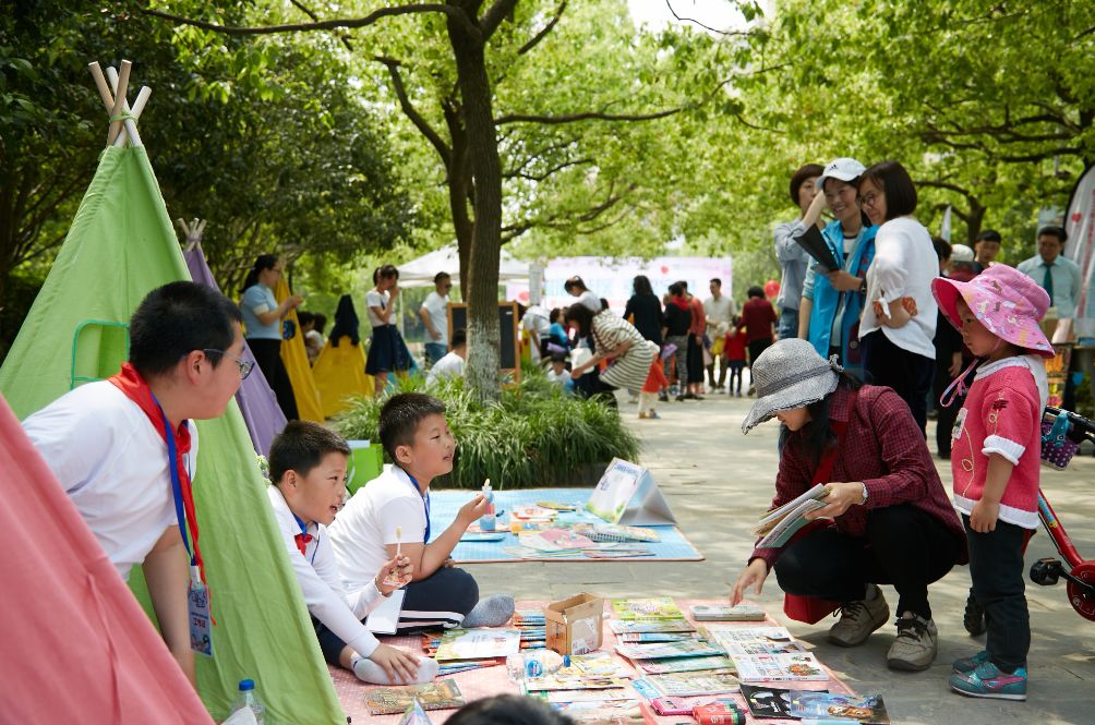 上海春城"亲子市集"活动