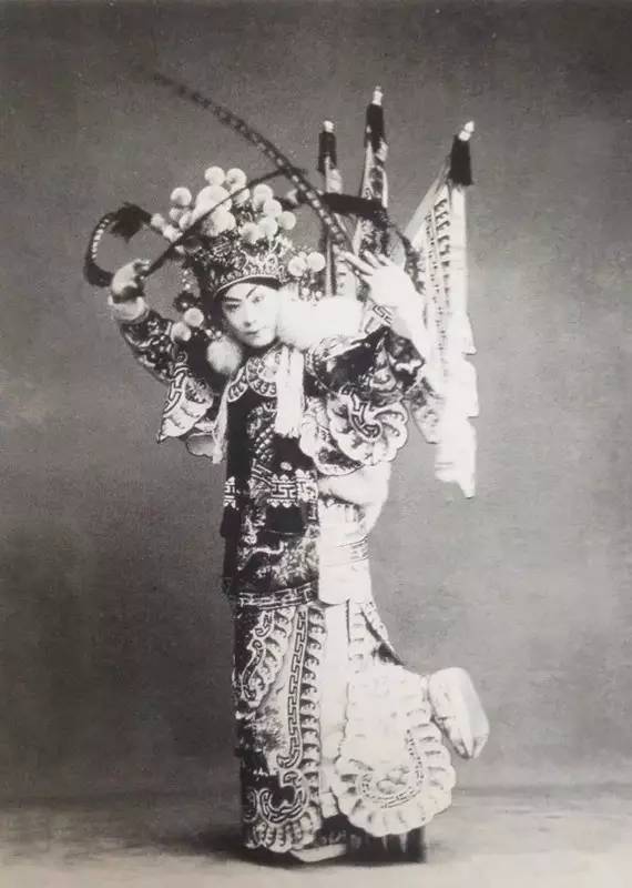 荀慧生的罕见剧照_墨香