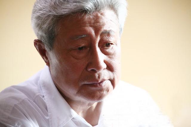 原创几代观众喜爱的王心刚息影后为何不再公开亮相原因很实在如今87岁