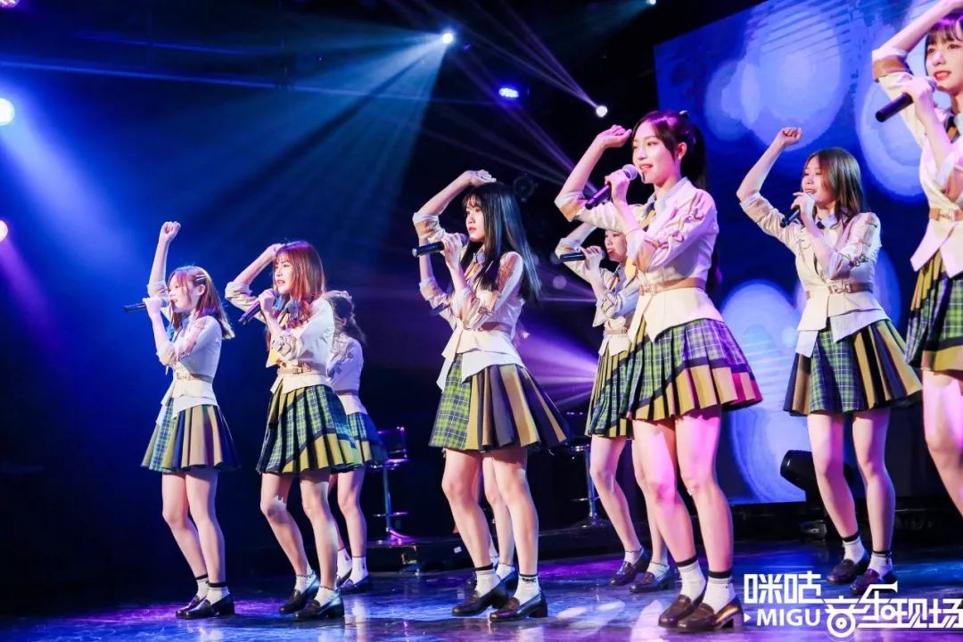 可御可萌少女偶像snh48的魅力绽放|車站现场