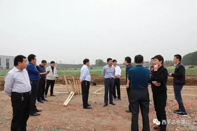 西平县长李全喜深入县污水处理厂和植物园等处调研环保工作