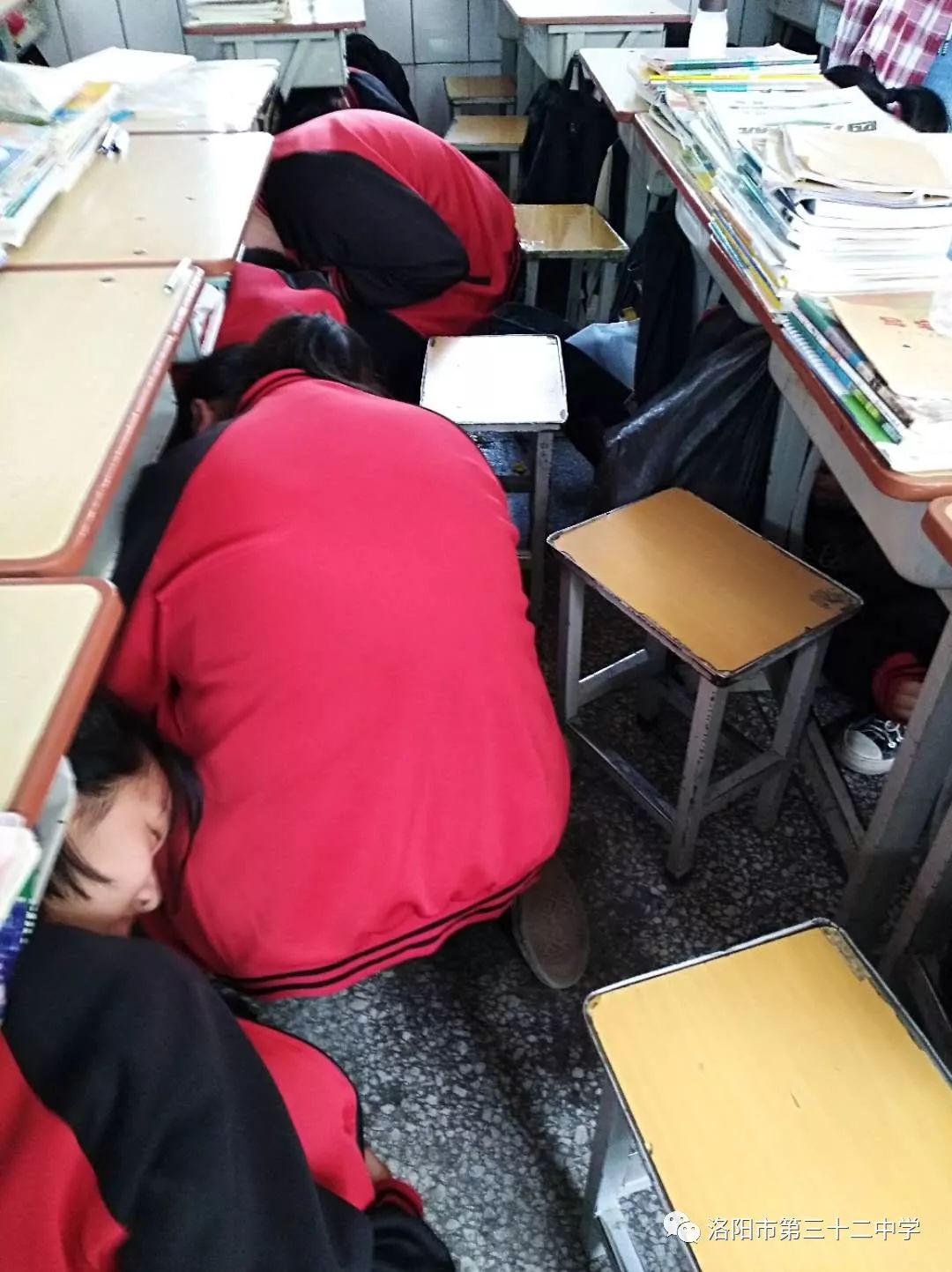 未雨绸缪防灾减灾全员参与共筑平安洛阳市第三十二中学开展五月防灾