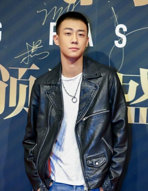 黑帅神似古天乐的90后古惑仔果然有浩南哥当年的风范气质绝了