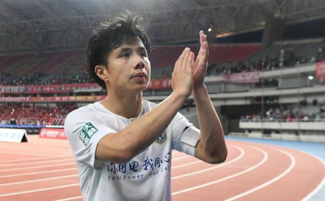 原创鲁能栽了新华社足协确定沪鲁大战判罚正确鲁能球迷要文明